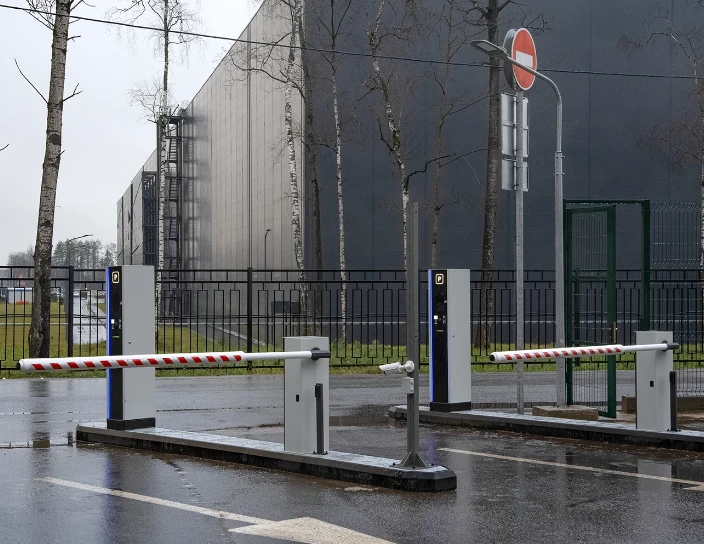 GF13 Boom barriers as part of the PERCo.Parking system, Multifunctional Migration Center, Russia