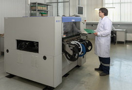 Electronic plates SMT-mounting center