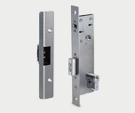 Contact groups in locking bolt and under strike plate